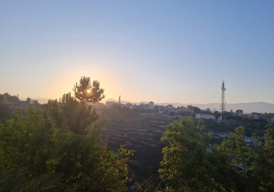 Sonnenuntergang über dem Dorf Jabaa im Südlibanon fotografiert von Yara Hijazi (5)